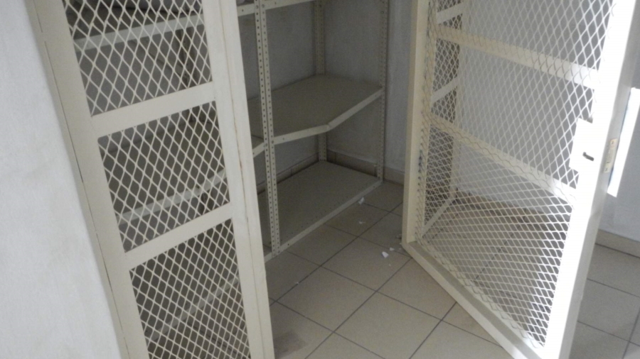 To Let commercial Property for Rent in Plumstead Western Cape